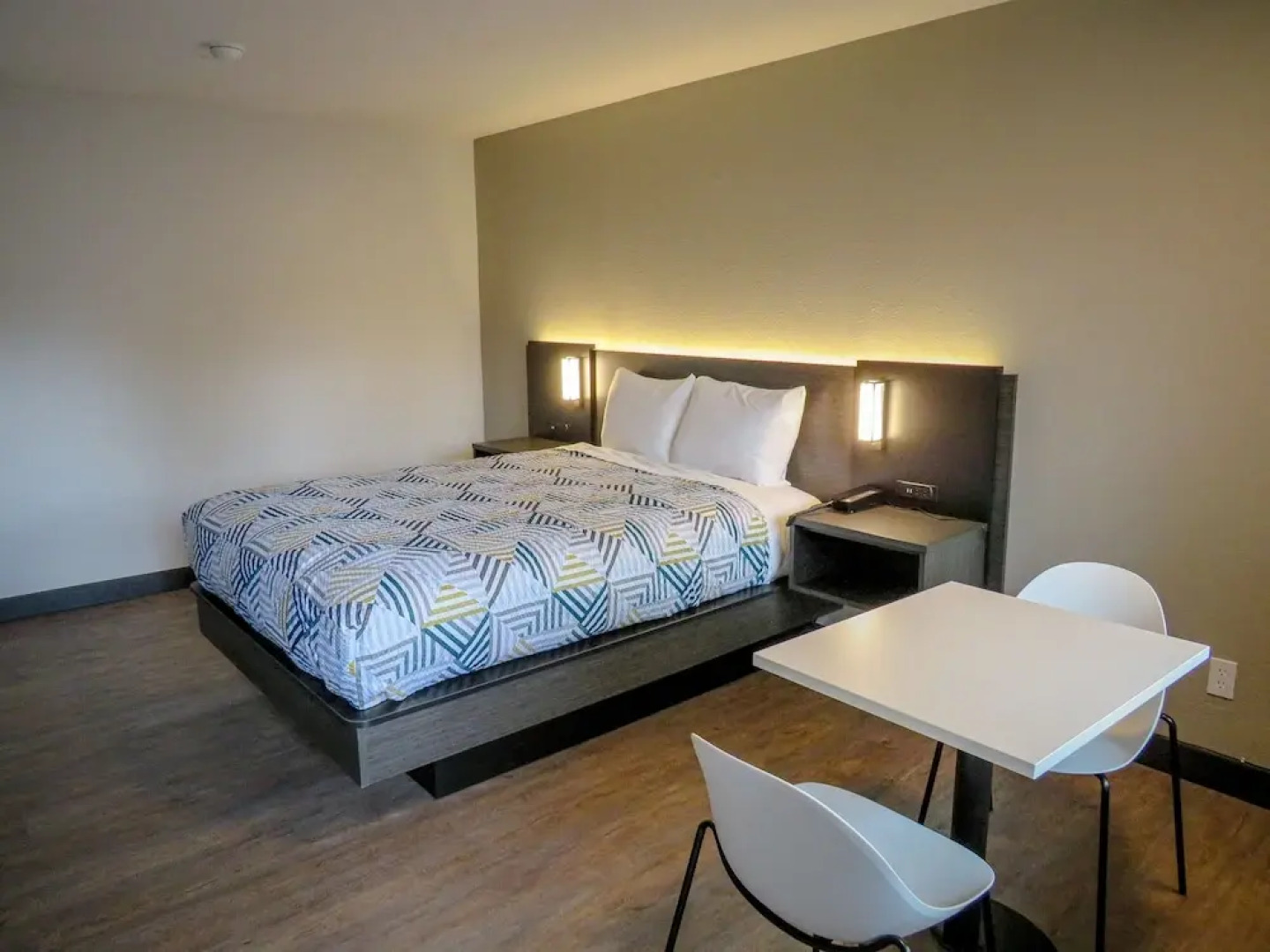 Motel 6 Tigard OR - Portland Southwest