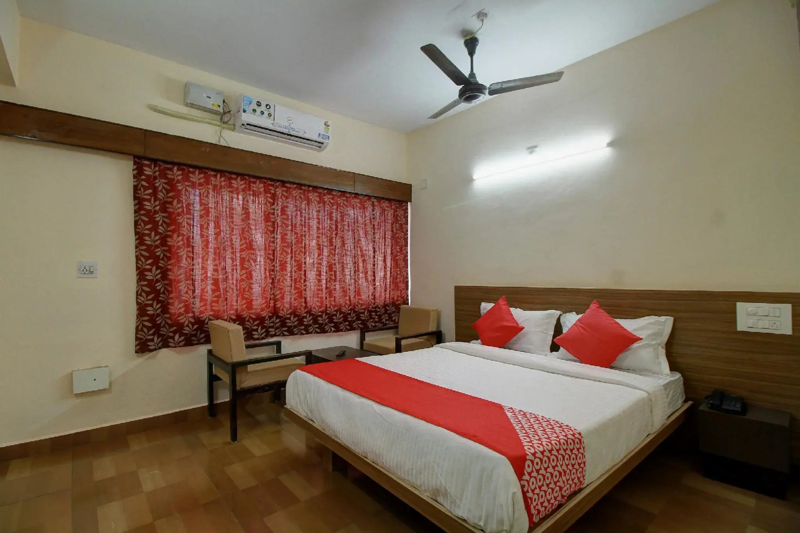 OYO 22454 Hotel Janardana