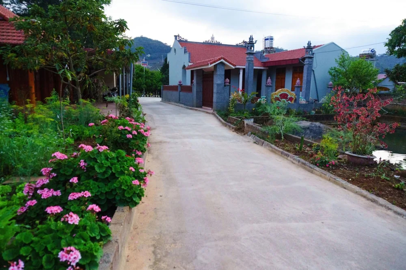 Sinh Thai Binh Hien Guesthouse - Hostel