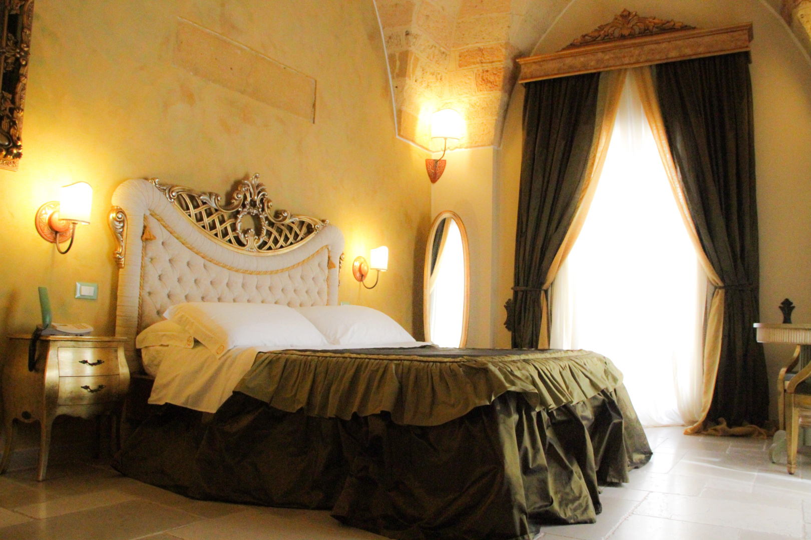Kelina Charme Hotel by Cantine Due Palme
