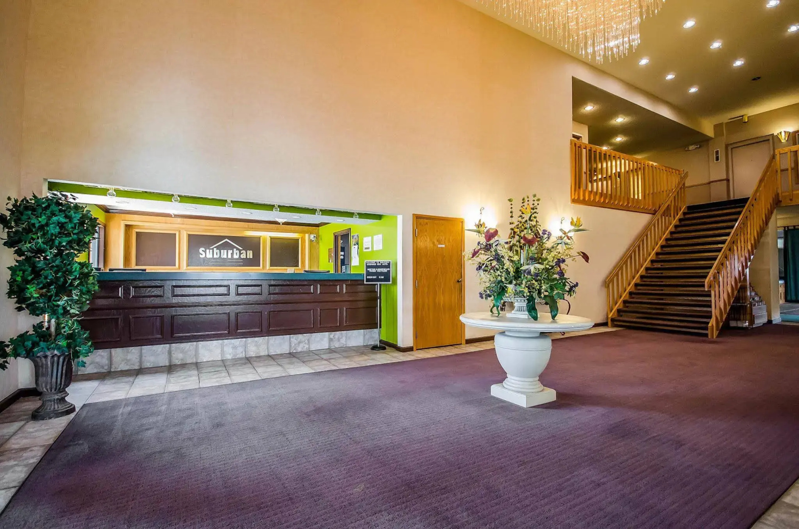 Clarion Inn & Suites Evansville Eastland Area