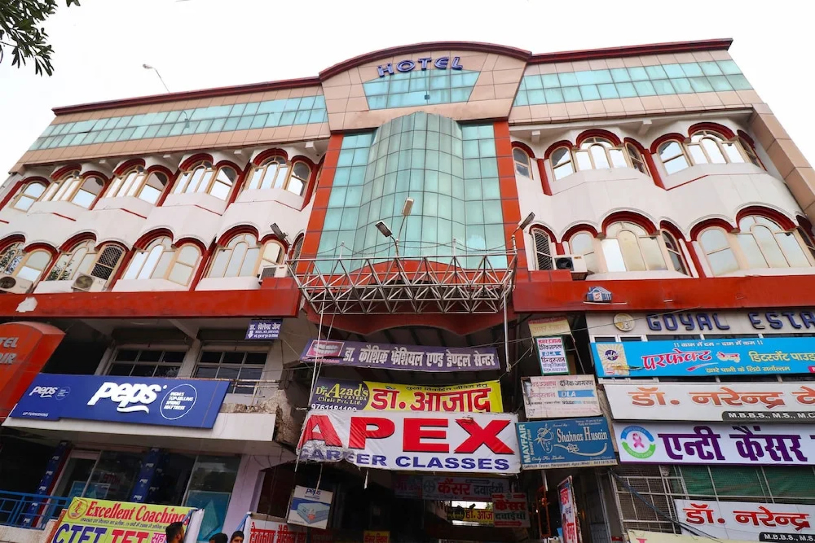 OYO 27878 Highway Inn International