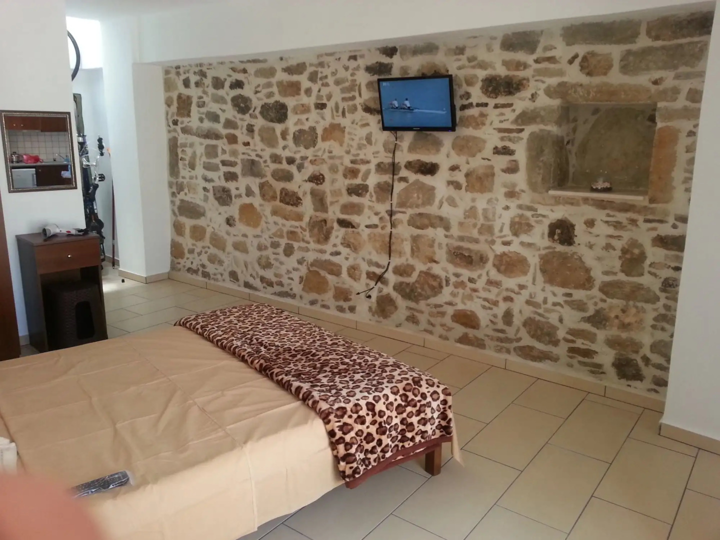 Vintage House Studio's Pitsidia Adults Only