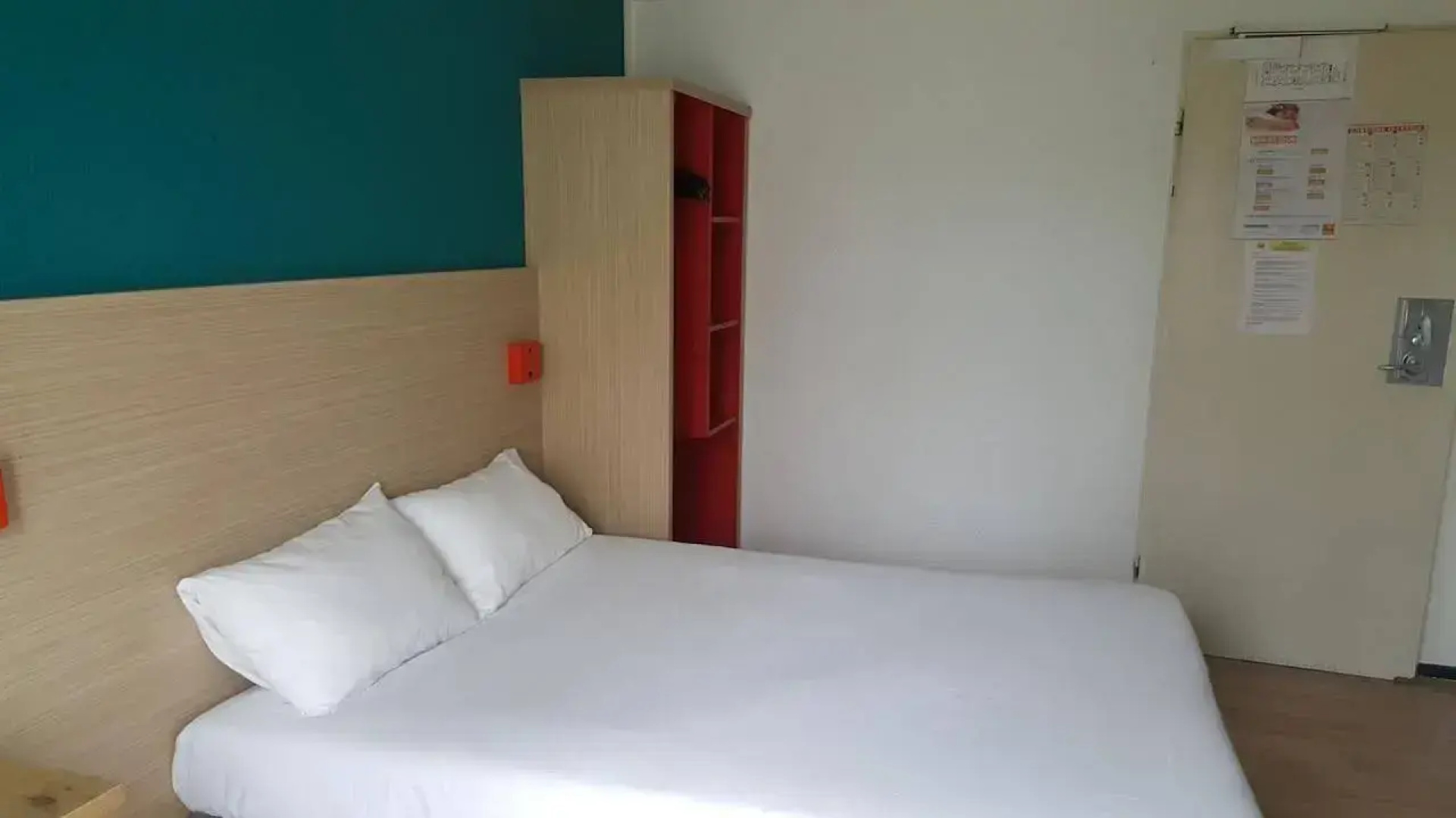 hotelF1 Cergy