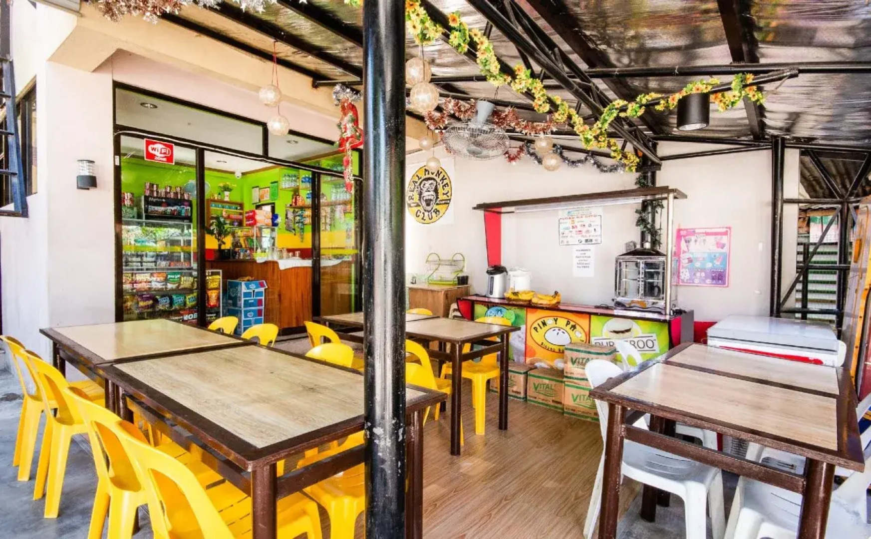 Stop n Shop Tourist Inn