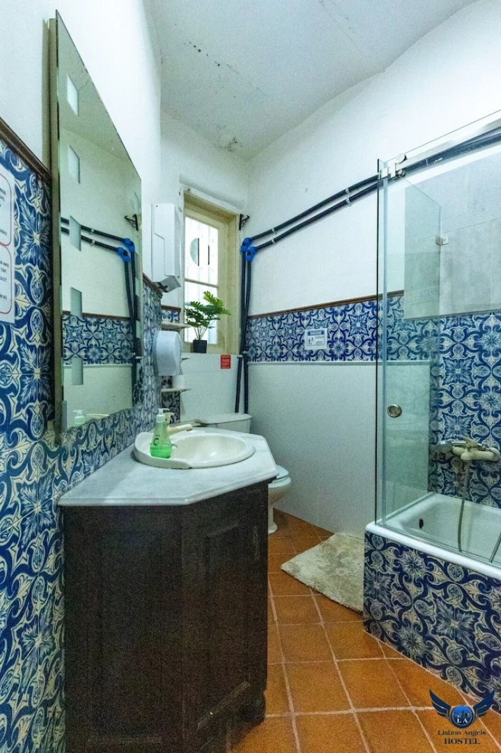 Lisbon Angles Hostel