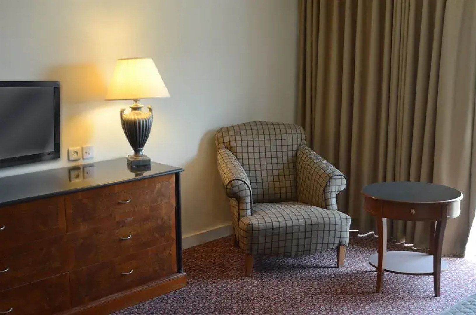 Avia Hotel & Resort