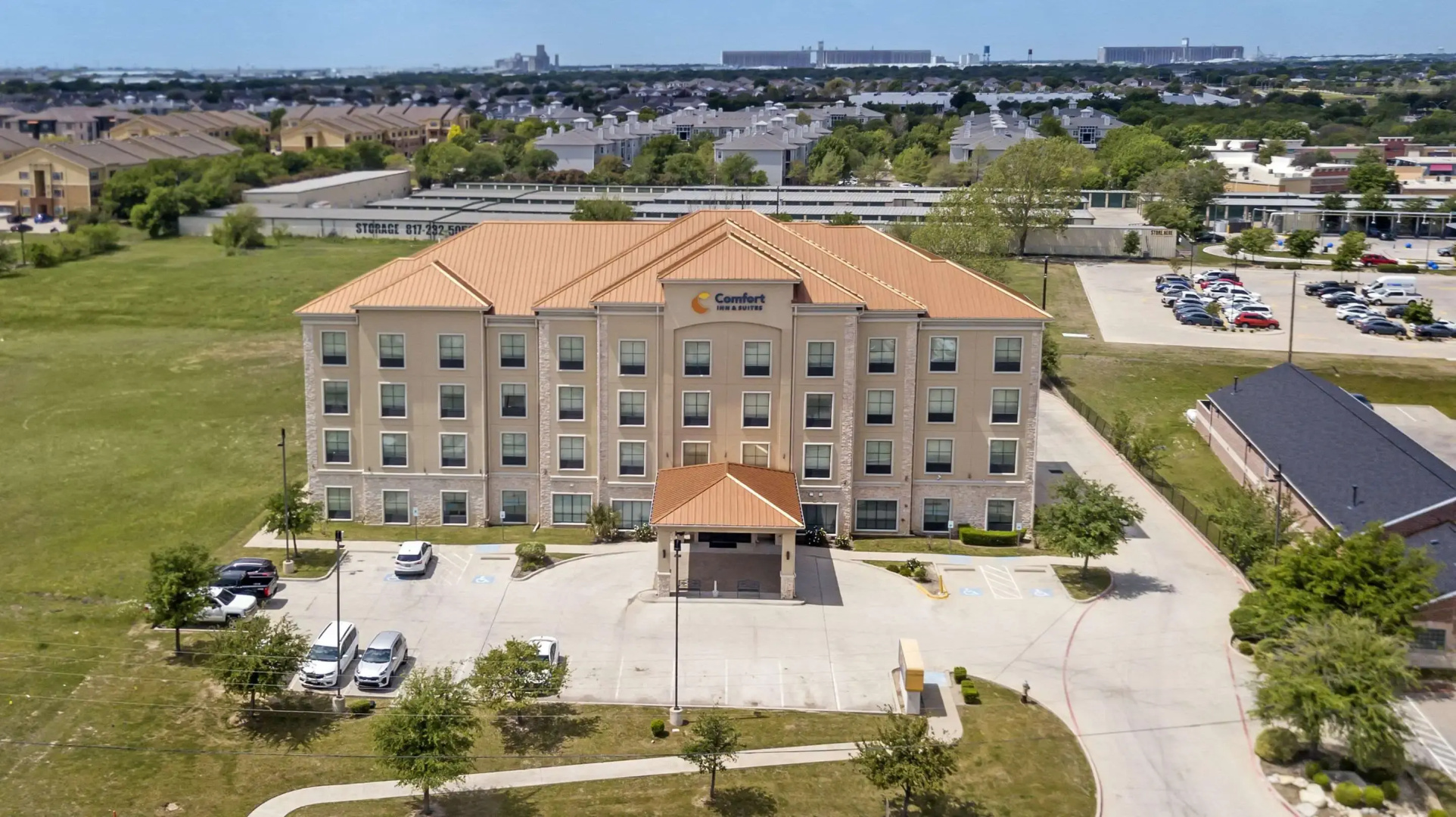 Comfort Inn & Suites Fort Worth - Fossil Creek