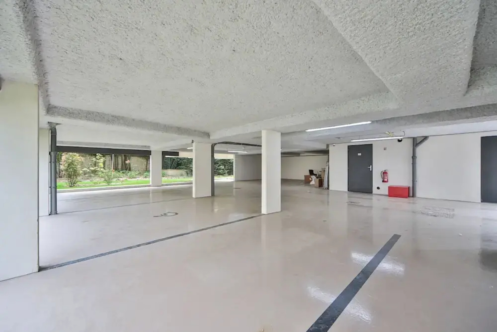 Blue Night International 69