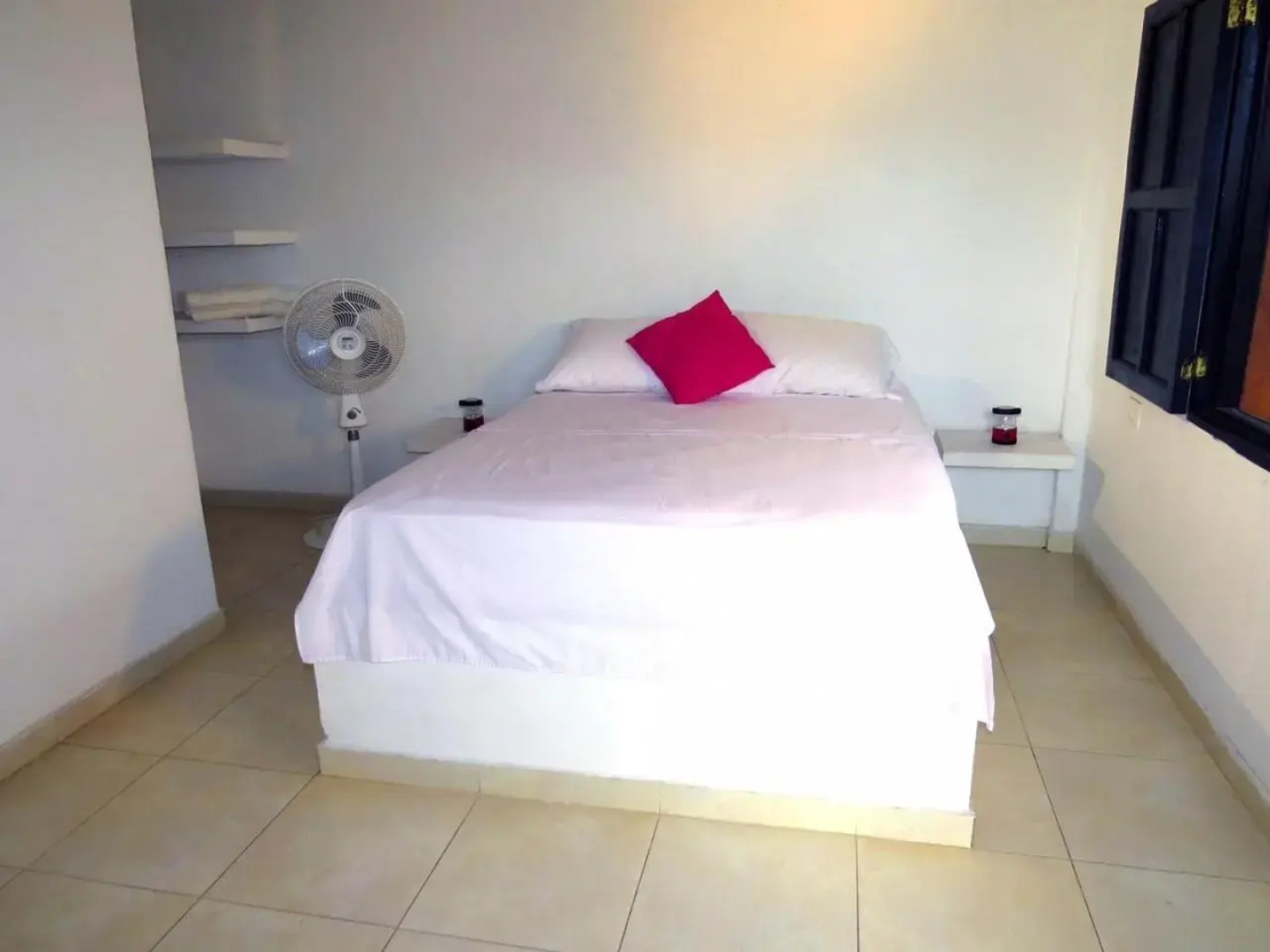 Palomino Breeze Hostal