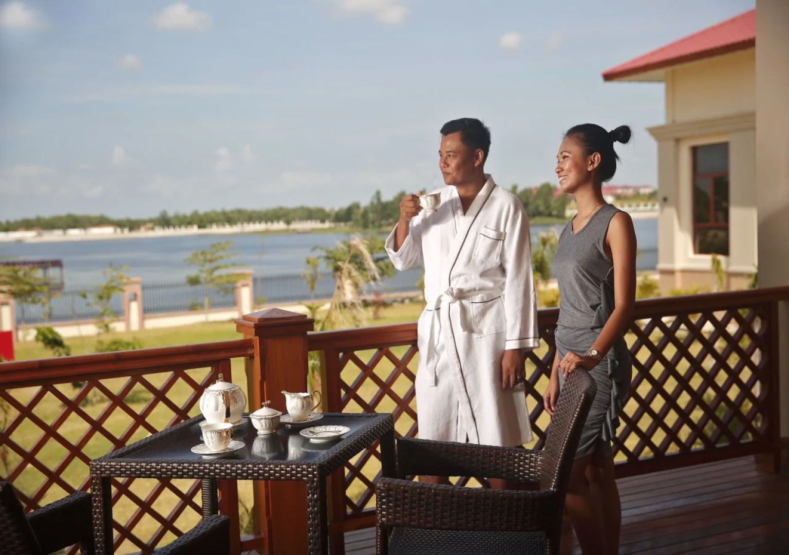 Horizon Lake View Resort Hotel