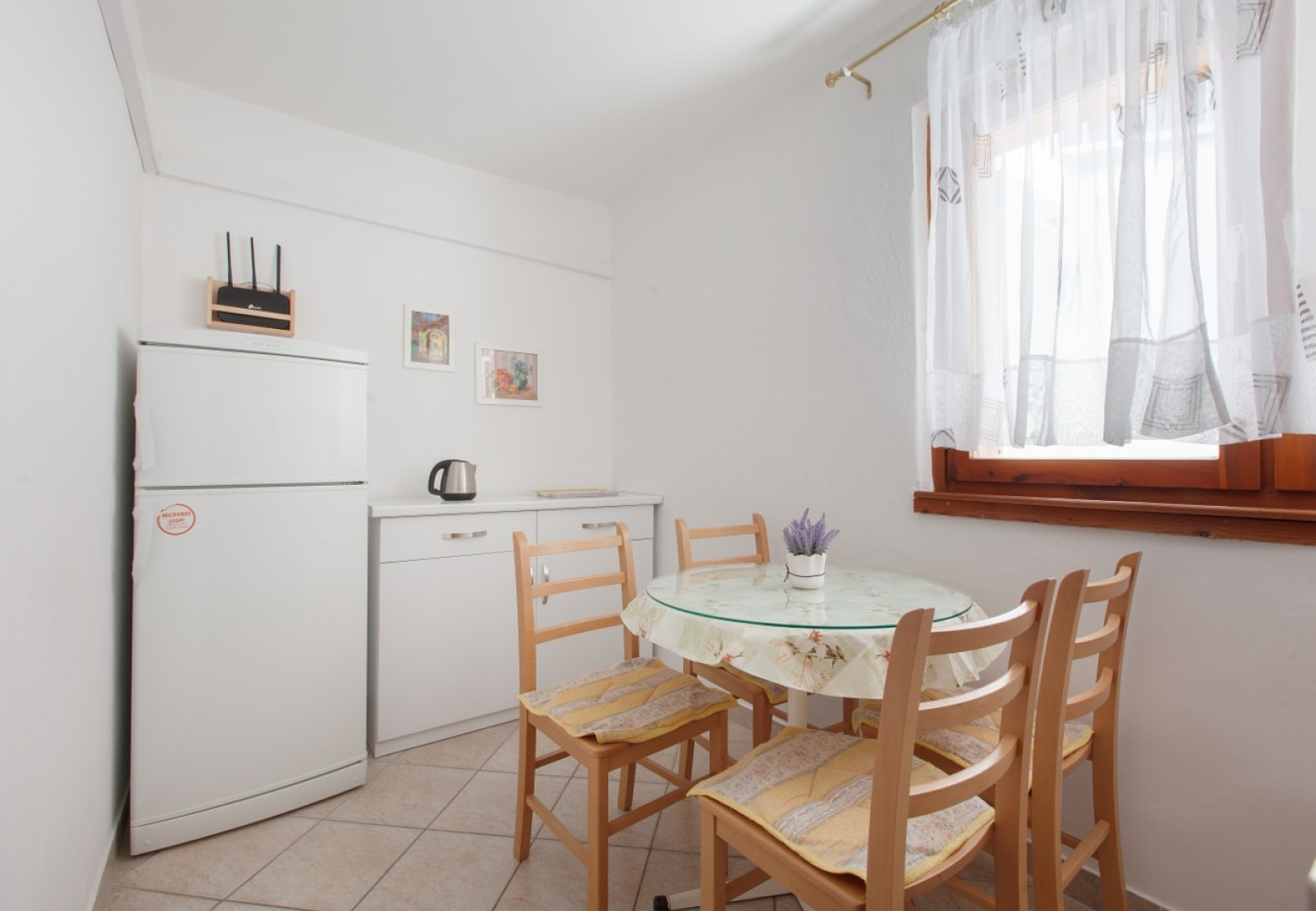 Apartment Ante M - 100 m from beach: A1 Brela, Riviera Makarska