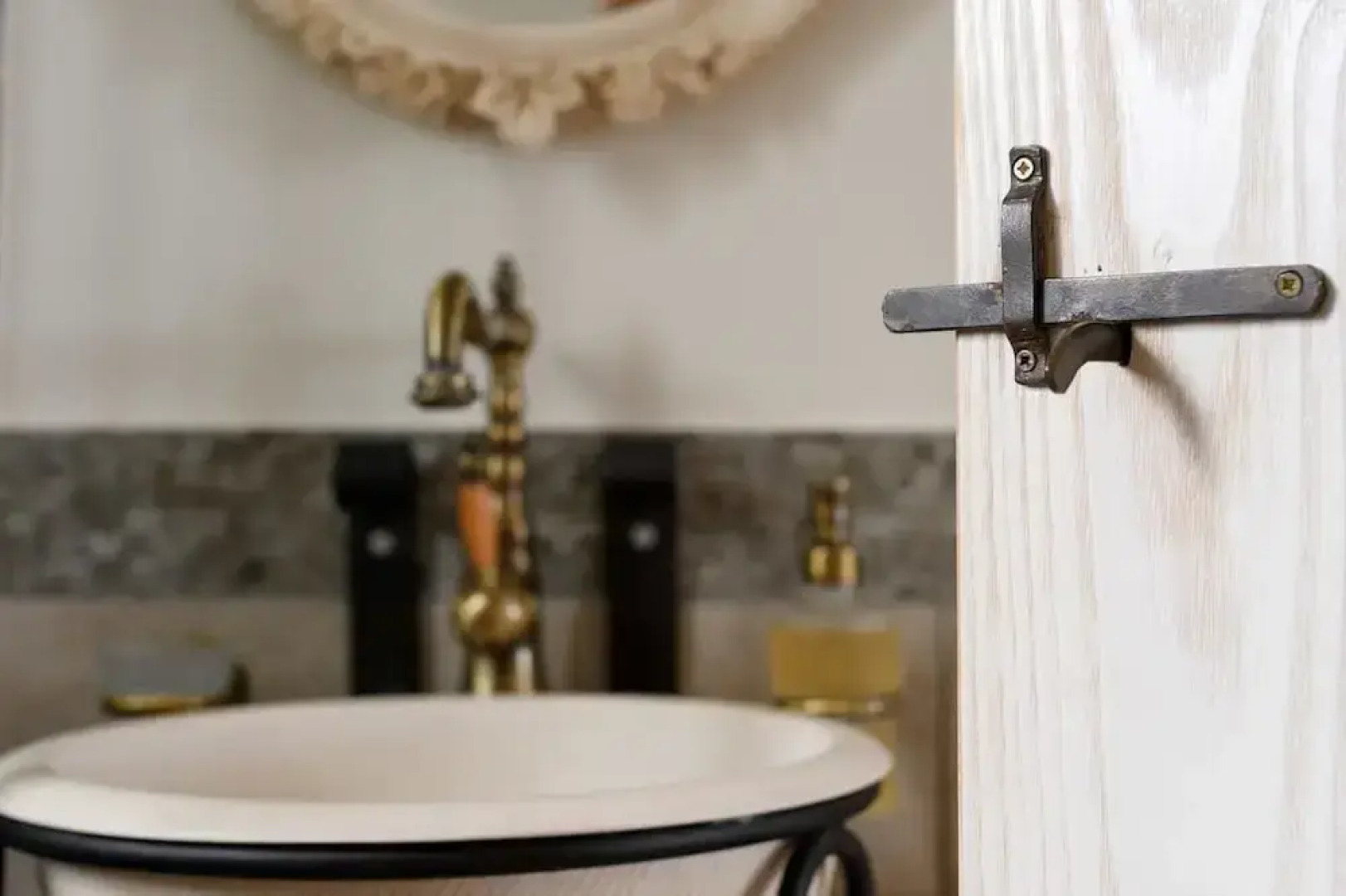 Irene Kimolos Villas