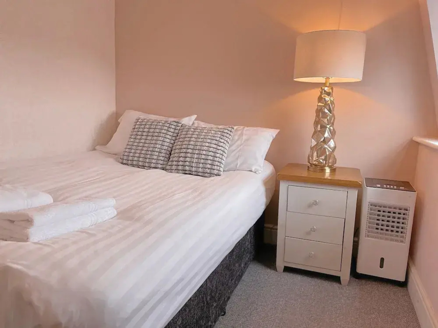 Oyo The Chatwal Boutique Hotel