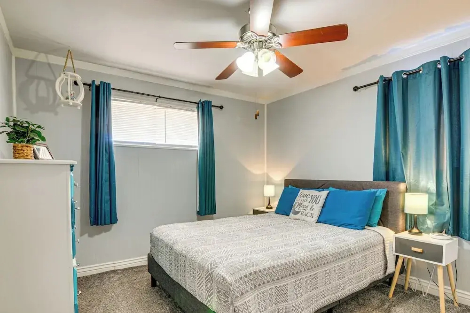 3 Mi to Glen Canyon Dam: Home w/ Fenced Yard