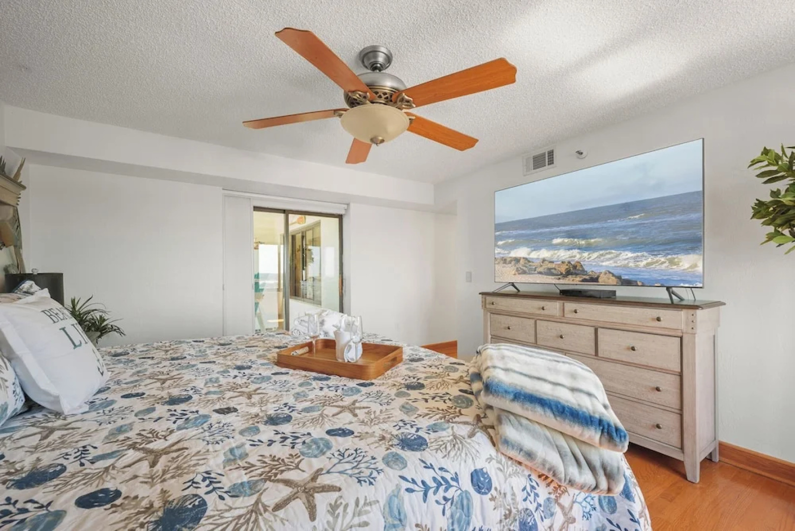 Oceanfront Penthouse #11b