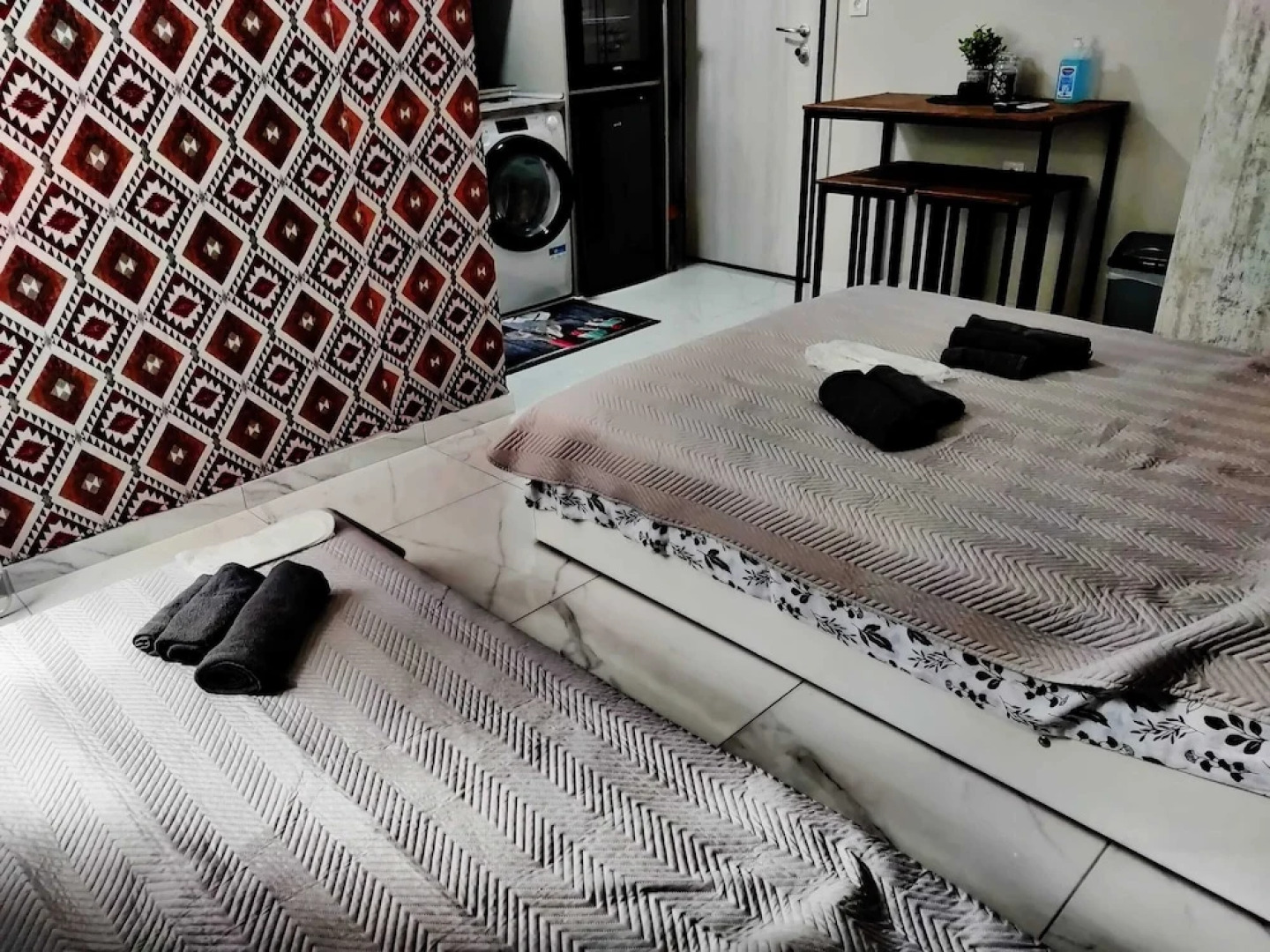 Modern Cozy VerGian Studio in the Beach