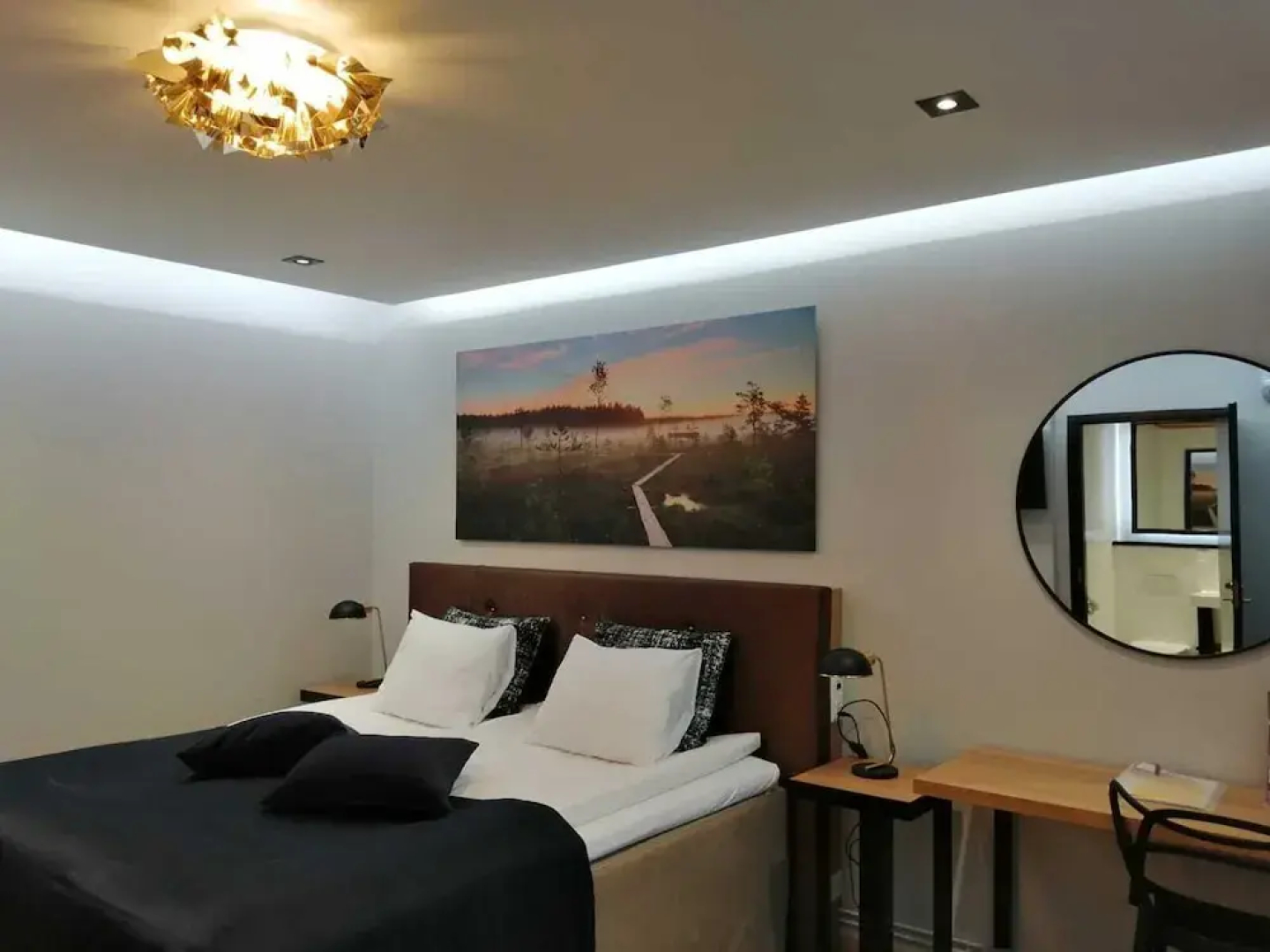 Hotel Fjalar