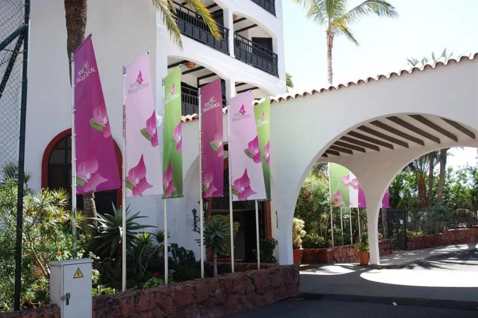 Hotel Parque Tropical