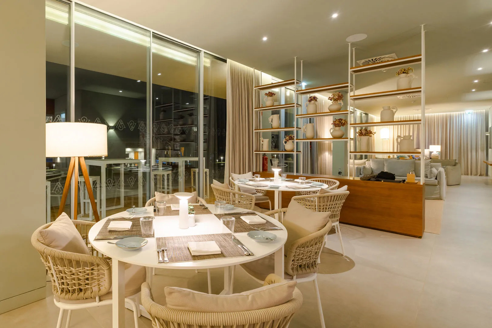 White Shell Beach Villas