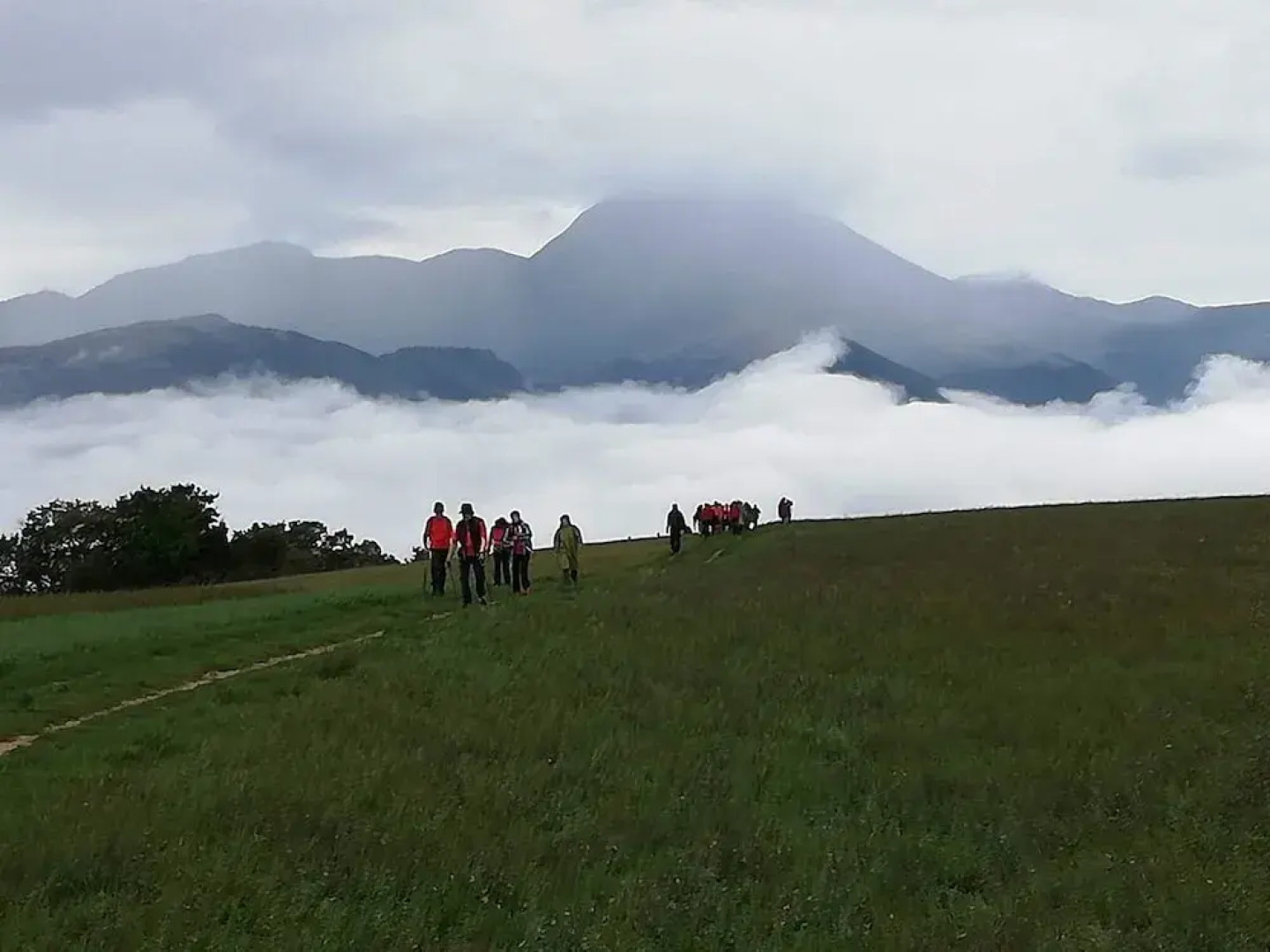 House With 2 Bedrooms in Cingoli, With Wifi