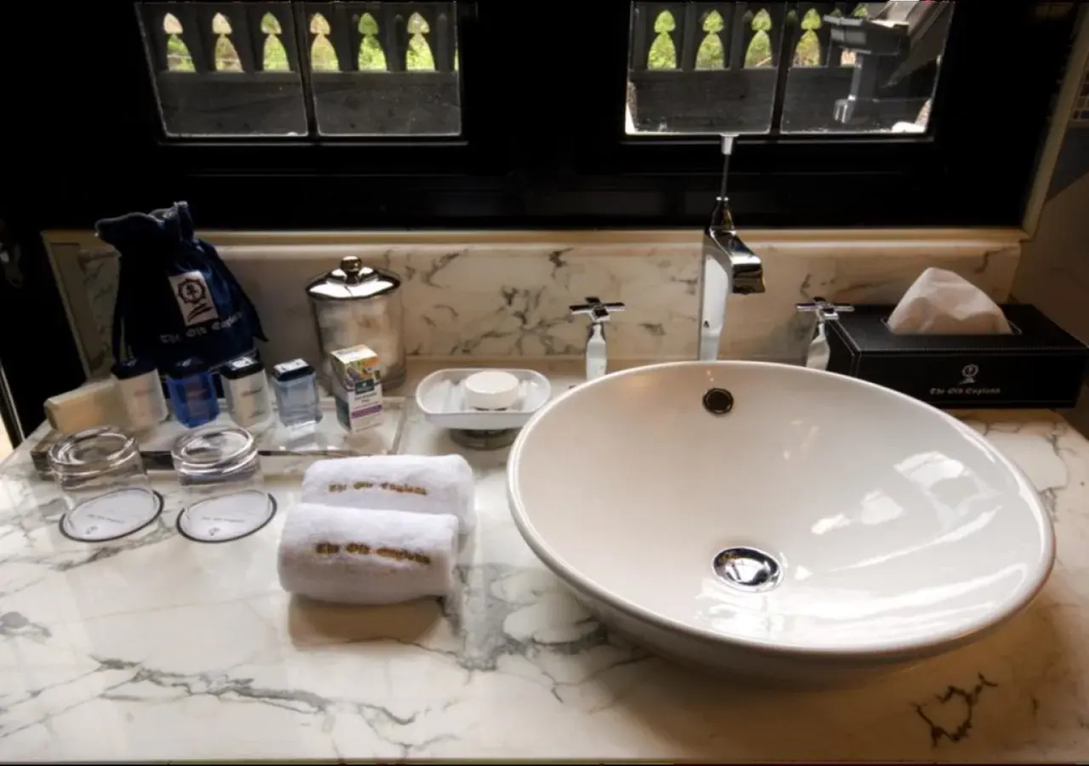 The Old England Manor