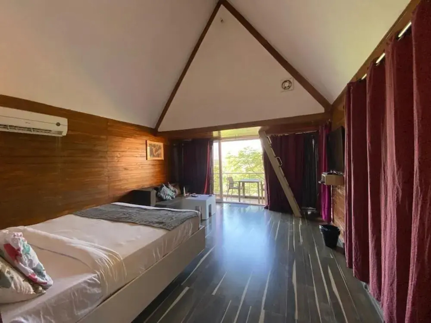 Rumourss Sky Villa and Resort