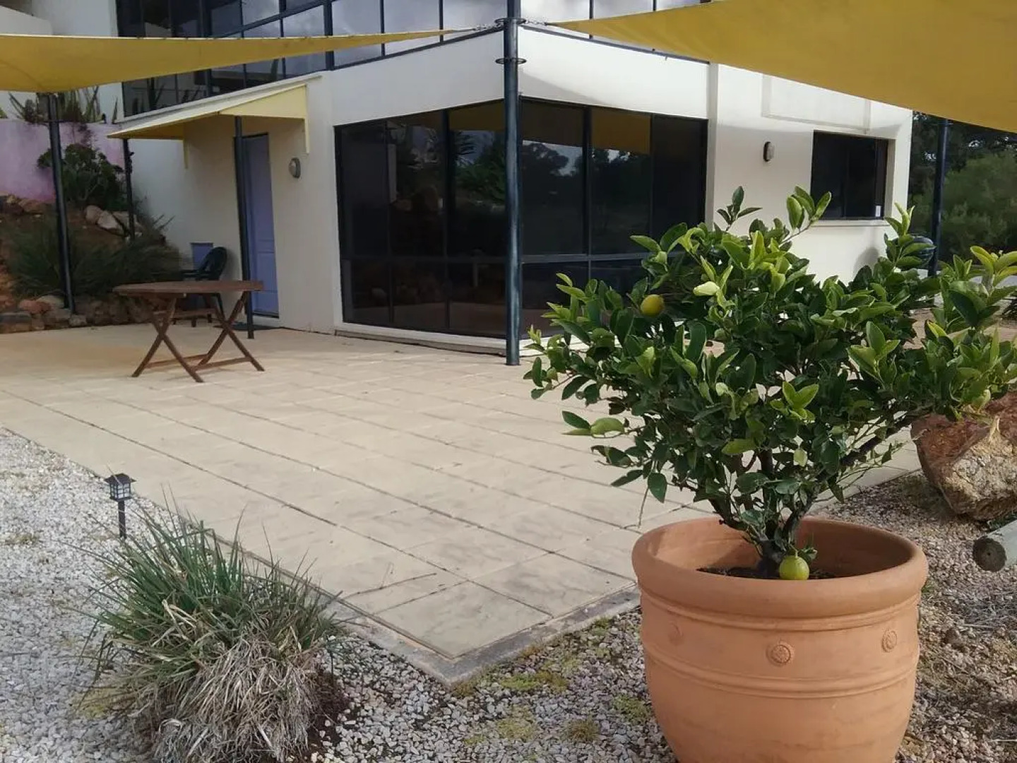 Mt Surmon Wines/Scarlattis Gallery/The Retreat