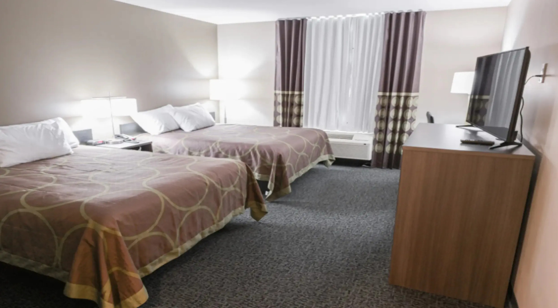 Super 8 by Wyndham Moosonee