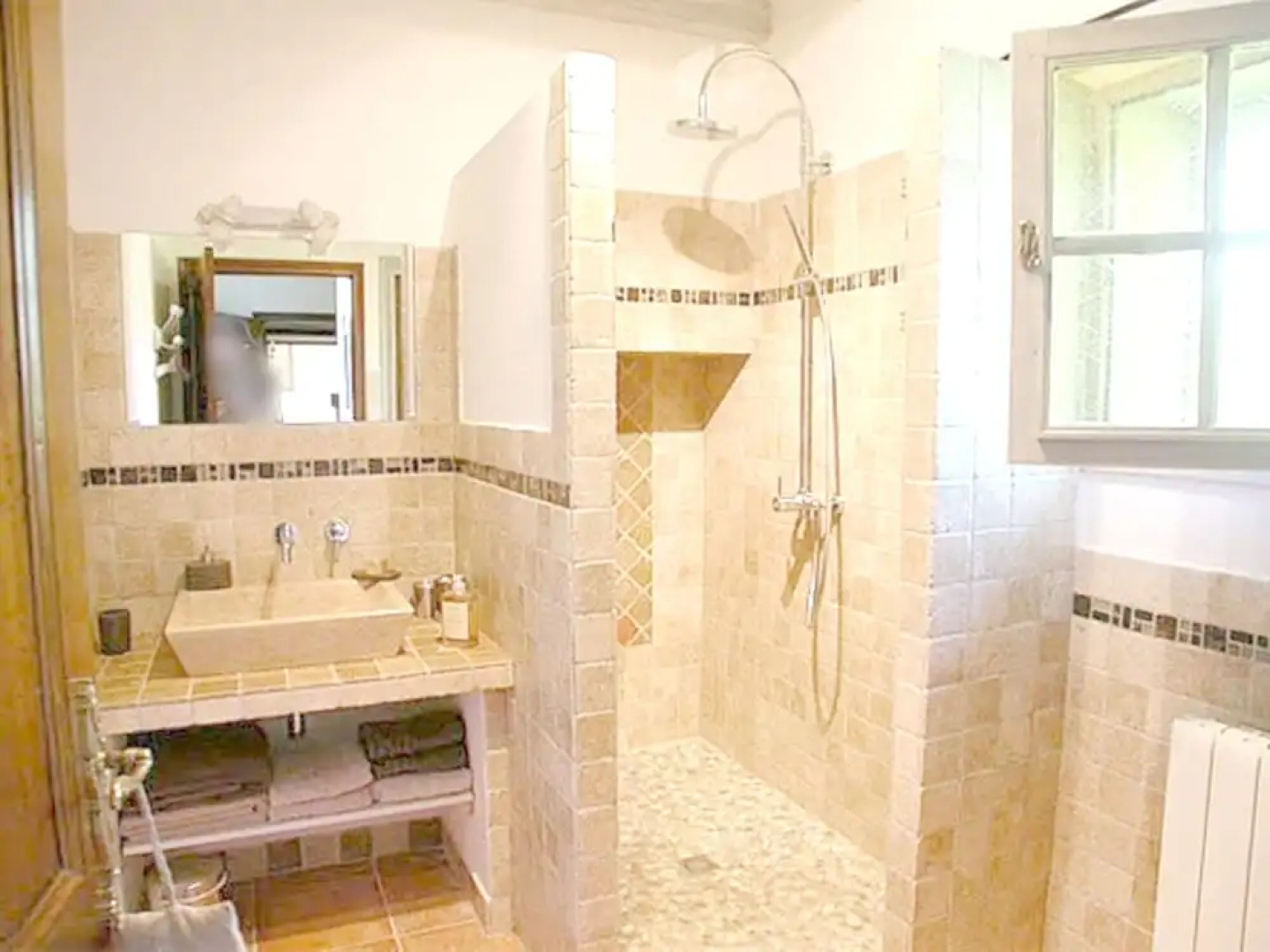 House With 4 Bedrooms in Cavaillon, With Pool Access, Enclosed Garden