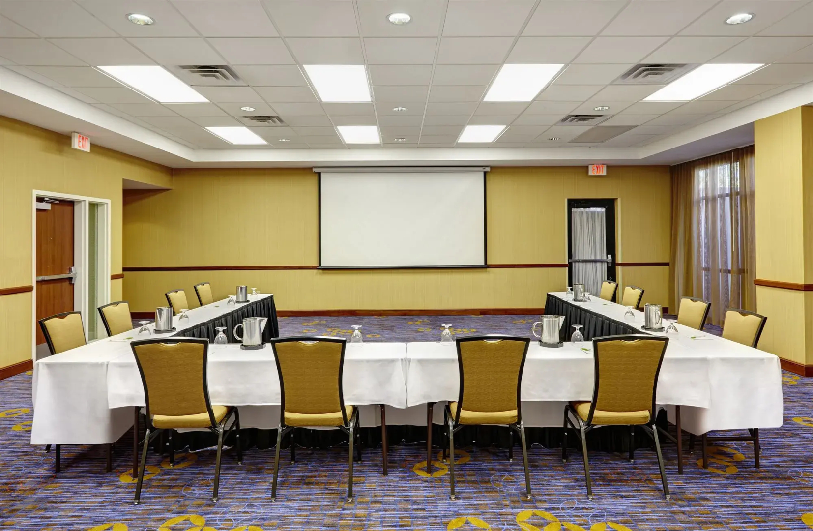 Courtyard by Marriott Phoenix North/Happy Valley