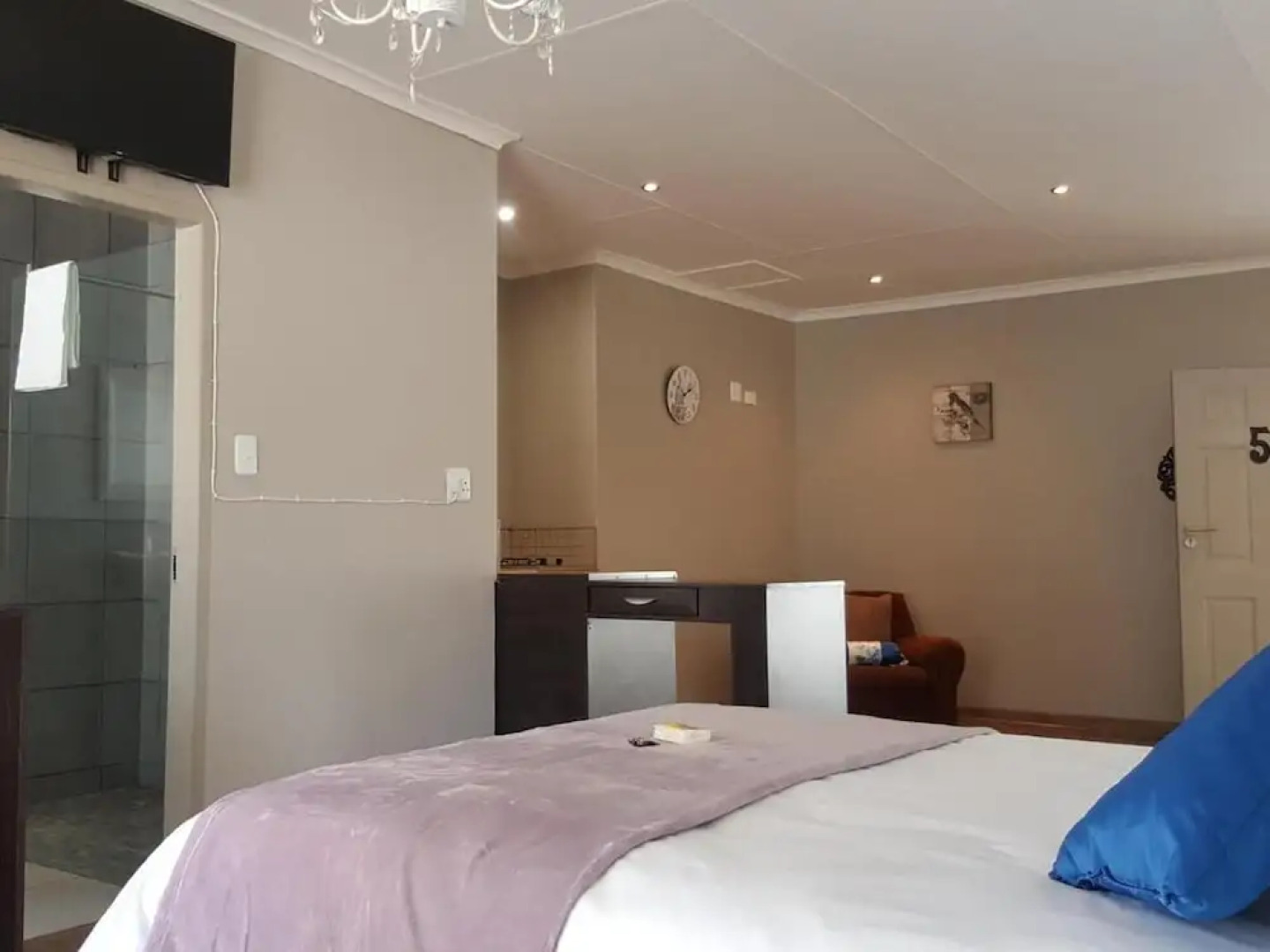 Luxury Heights Guesthouse