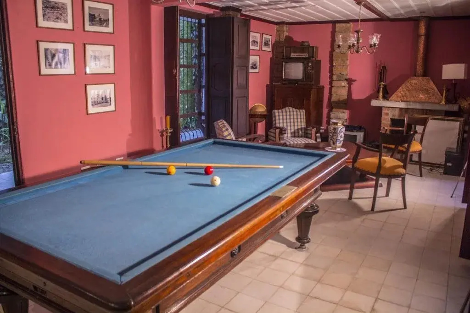 Hostal Hacienda Bombay