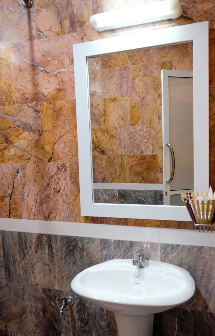 The Lake House Ko Yo