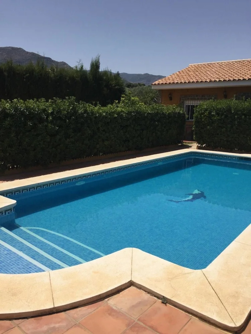 Villa With 2 Bedrooms in Alhaurin de la Torre, With Wonderful Mountain