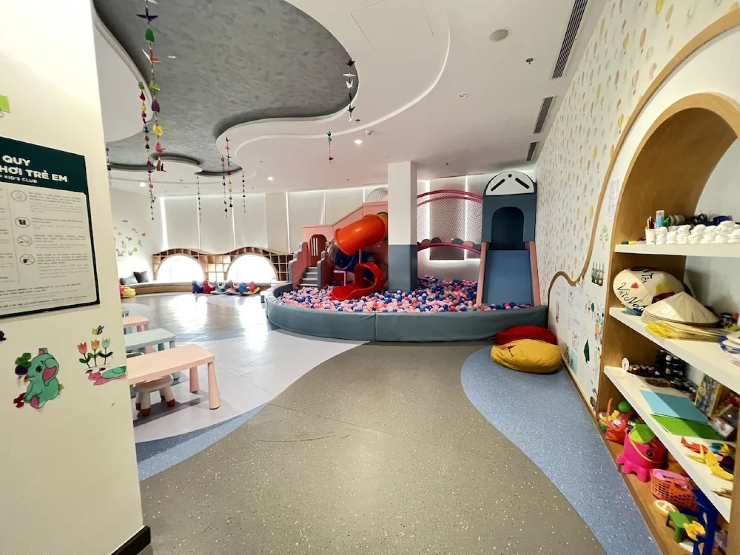 Suite & Pavilion Thien Kim