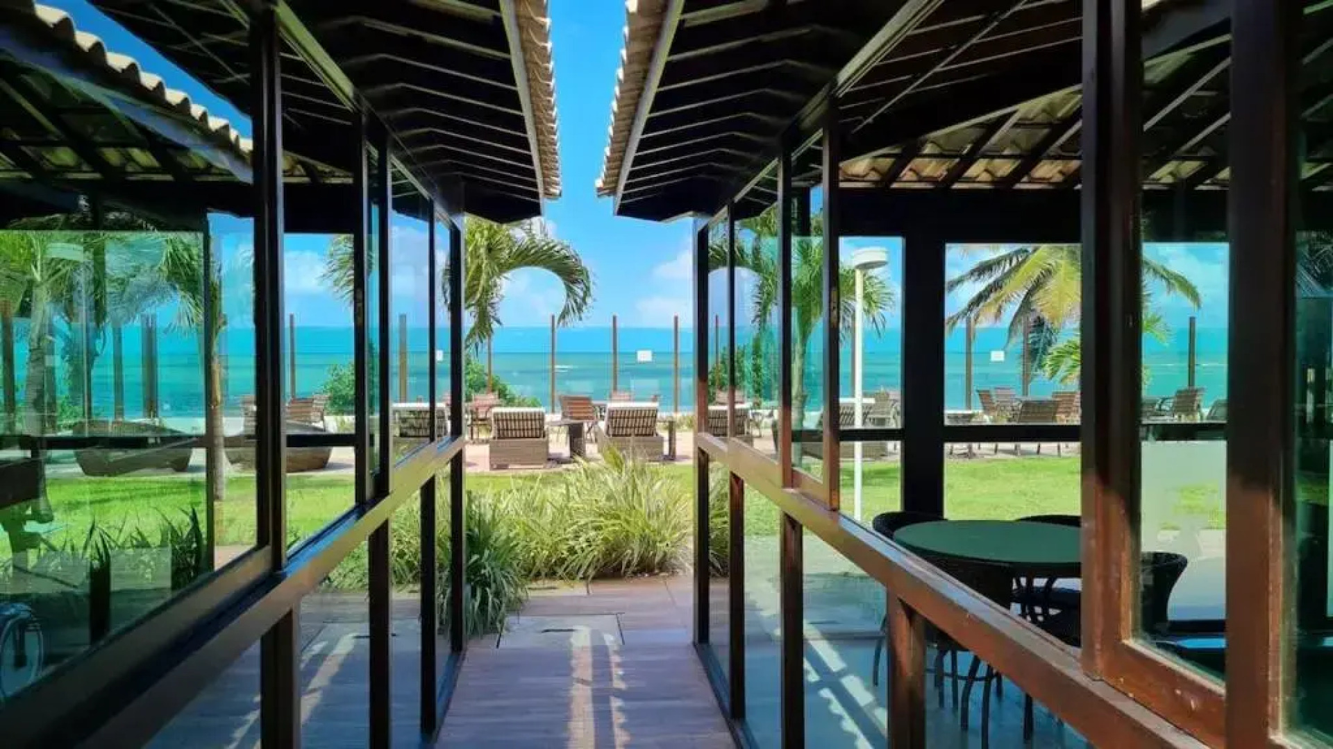 Tabatinga Residence Flat Nord Luxxor - Pé na areia