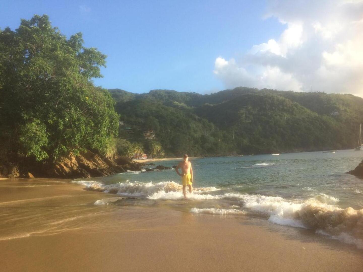 CARPE DIEM VILLA "Studio Apartment" Great Sea views even from the Beds