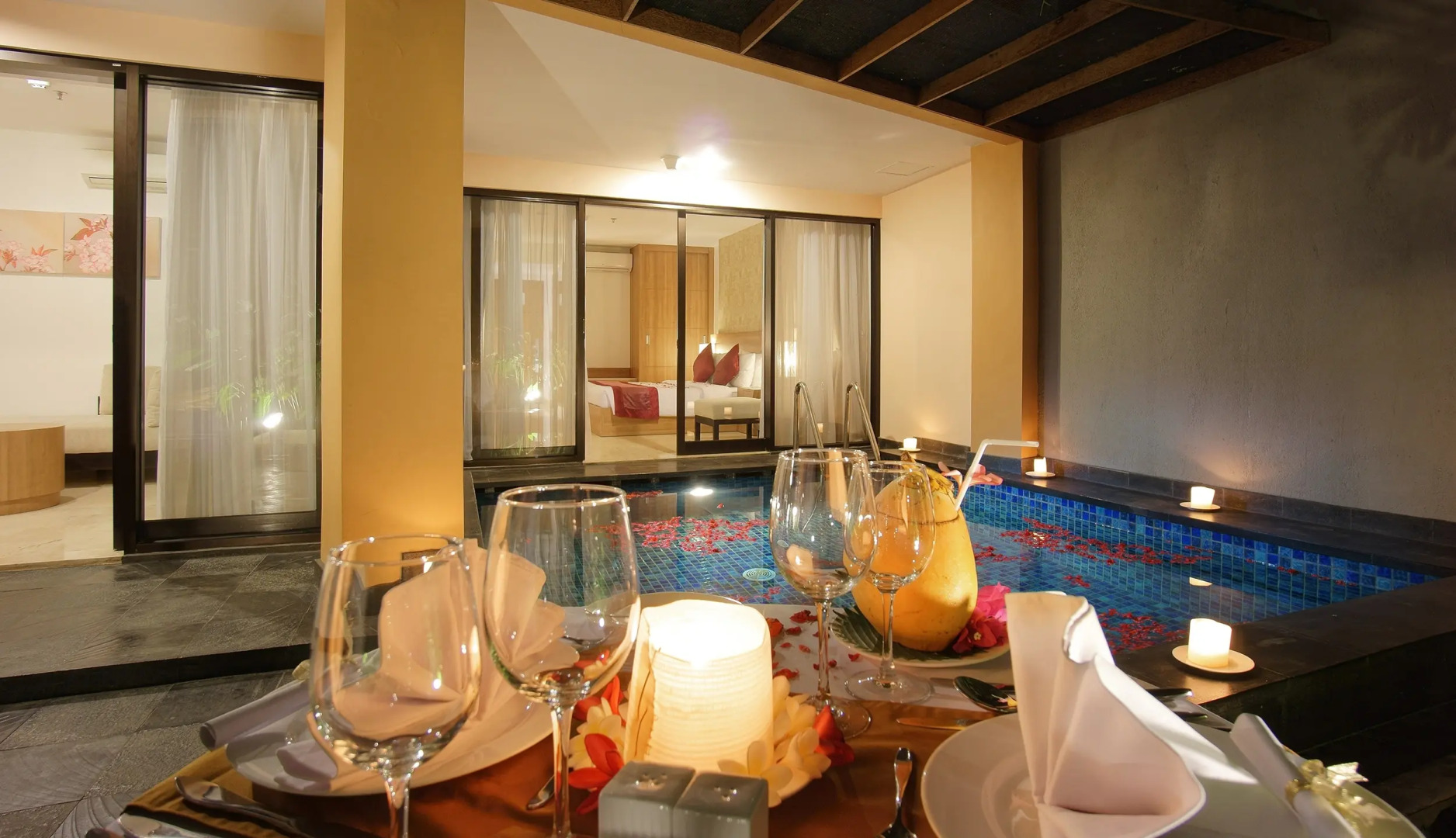 Cross Vibe Paasha Atelier Bali Kuta