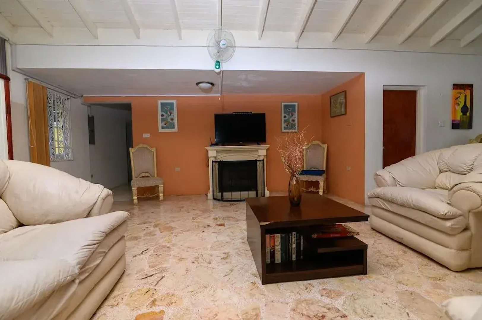 Look Out Point Master Room