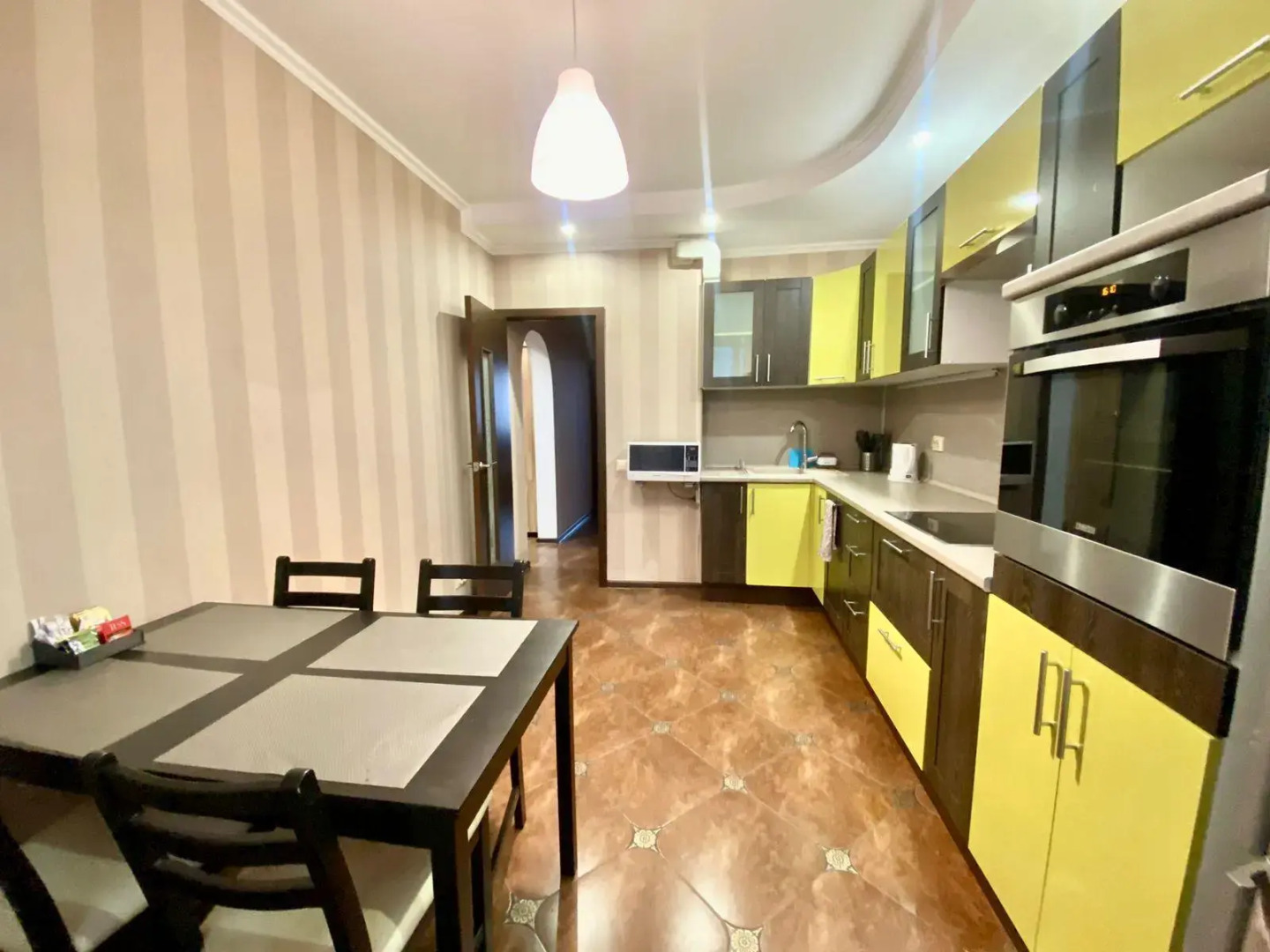 Апартаменты на проспекте Ракетостроителей 5