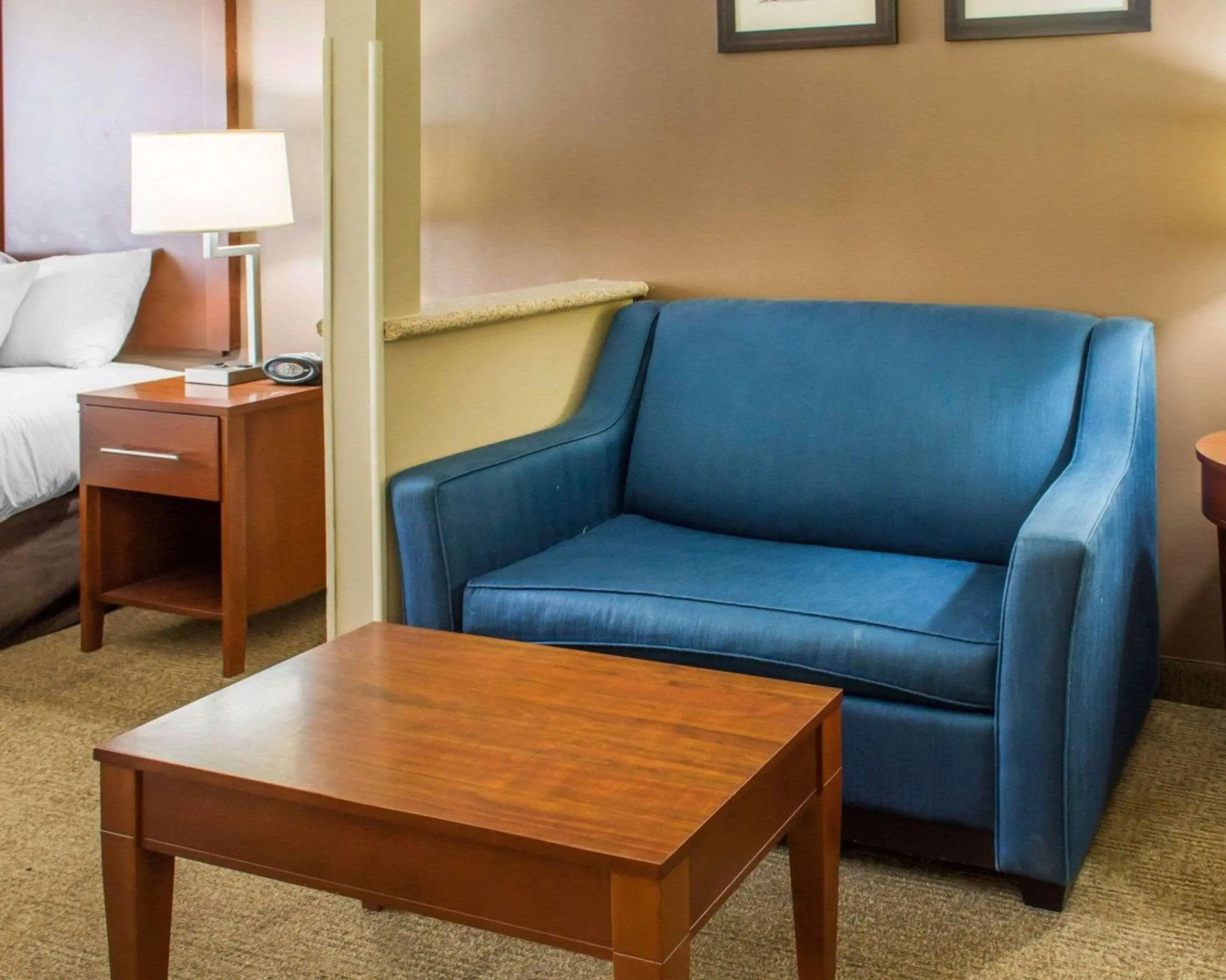 Quality Suites Waldorf