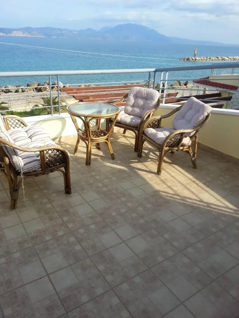 House With 3 Bedrooms in Kiato, With Wonderful sea View and Furnished
