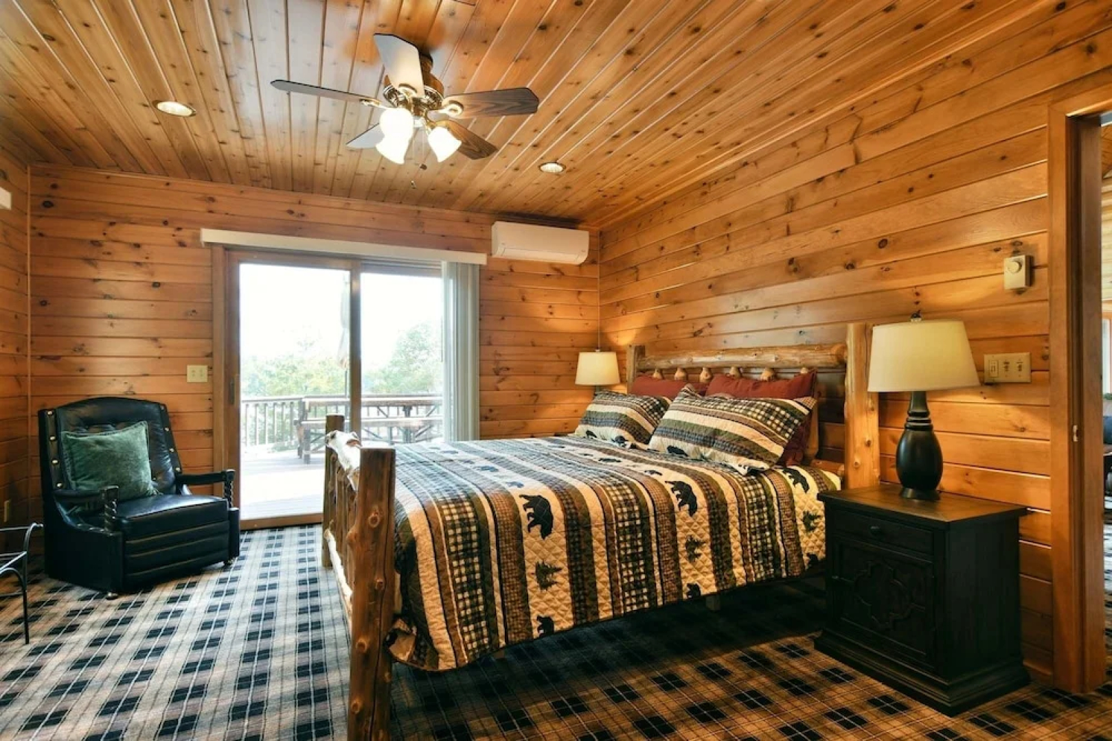 Majestic Moose Lodge 5 Bedroom Home by RedAwning