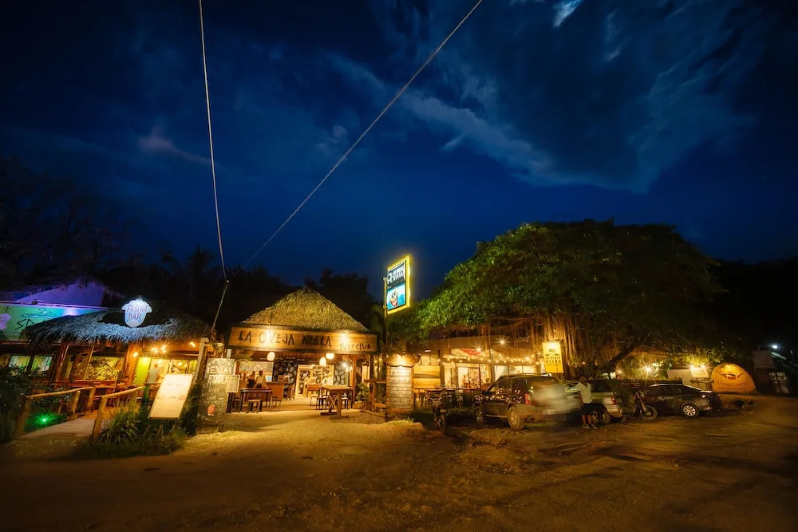 La Oveja Negra Tamarindo Hostel and Surf Camp - Adults Only