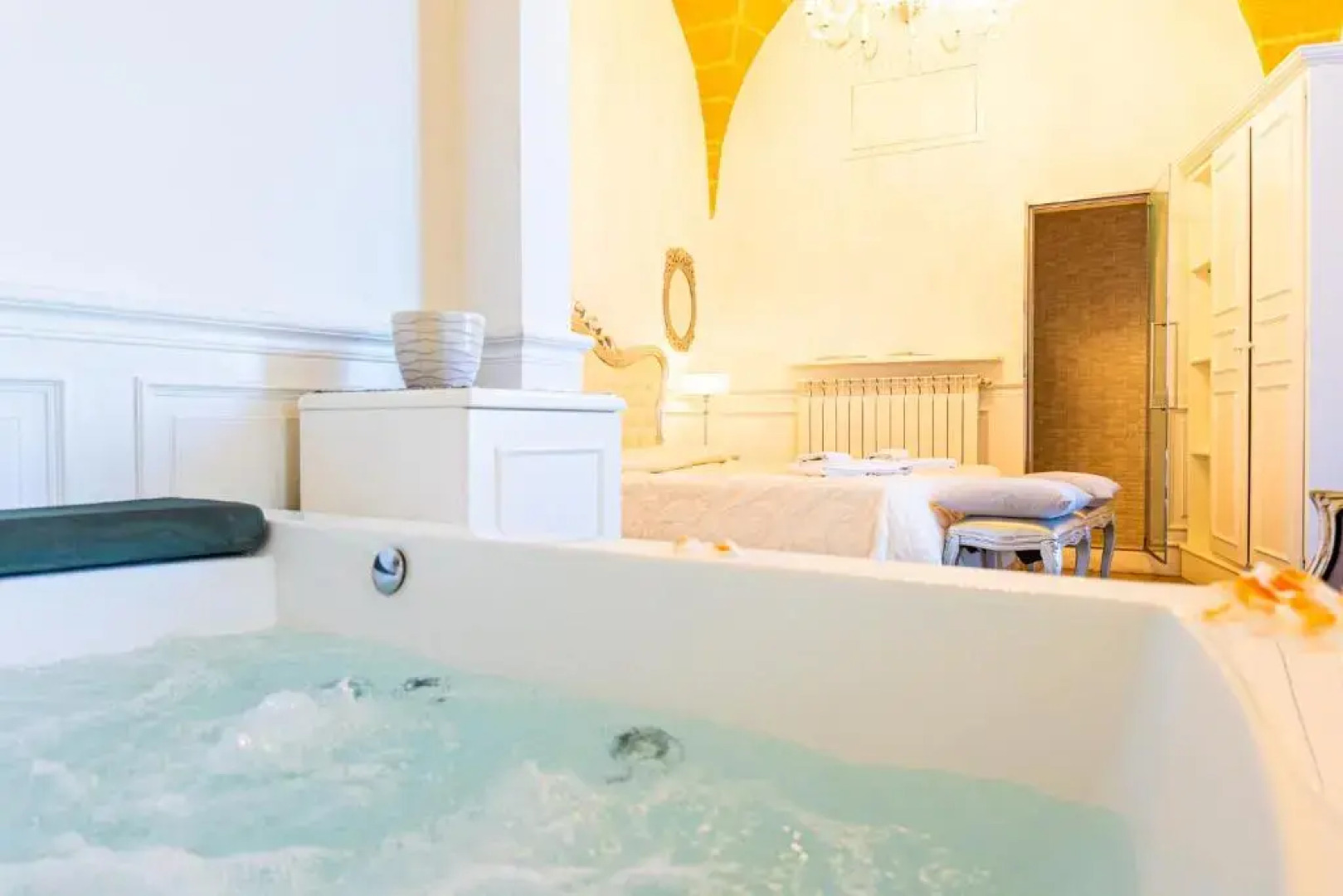 Aurora Bed & Breakfast