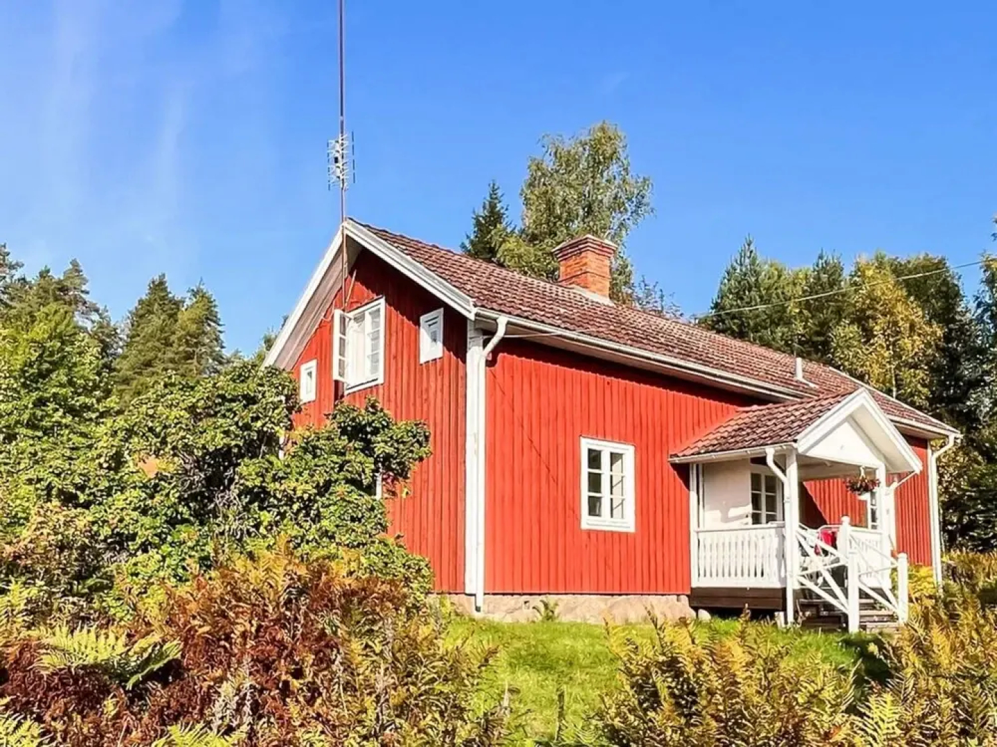 Scenic Lakeside Home Near Askersund