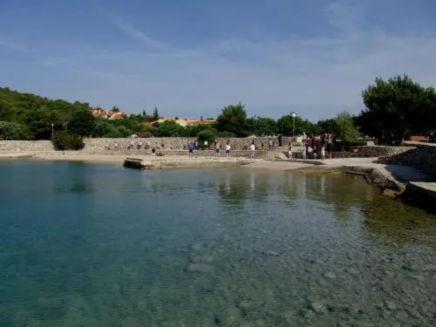 Apartments & Kamp Hostin Tisno