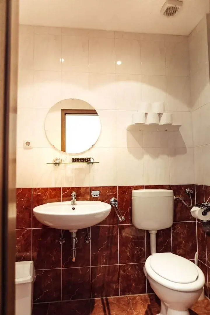 Hotel & Restaurant Peking