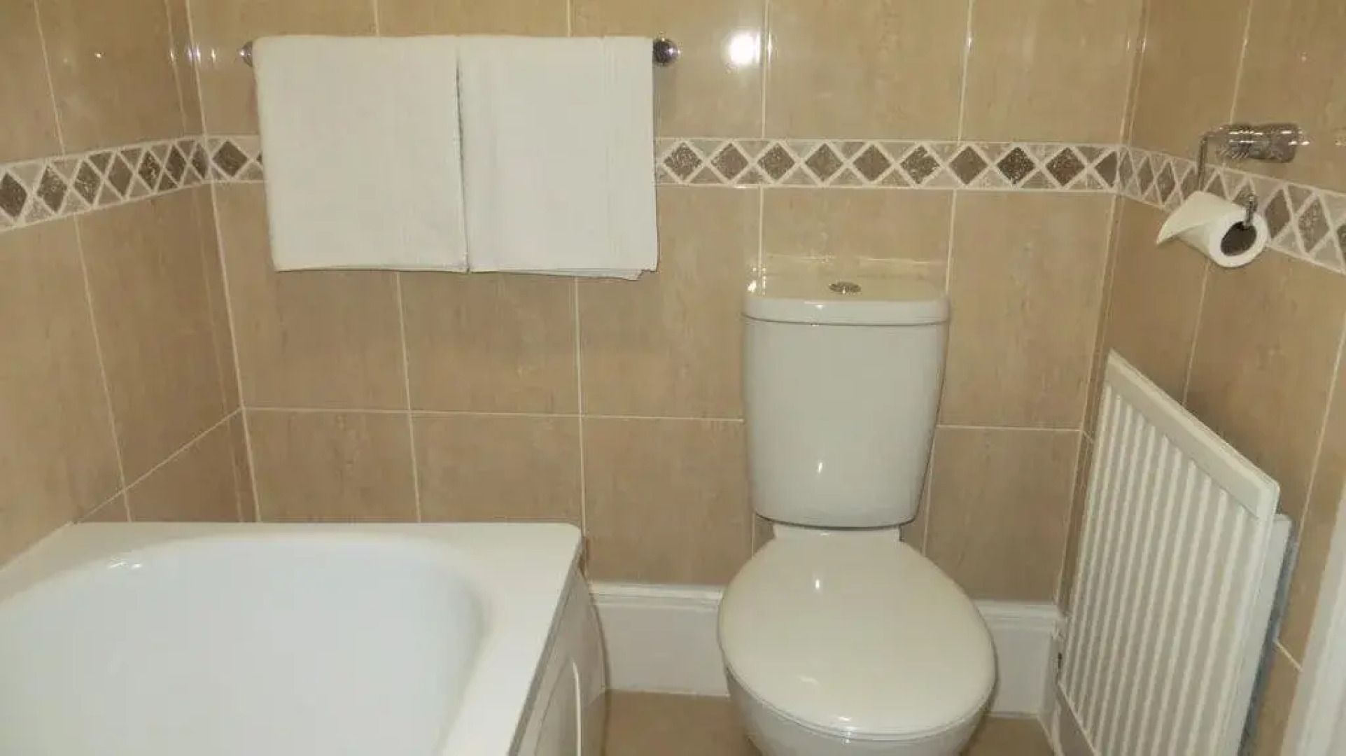 Ambassador Court Hotel